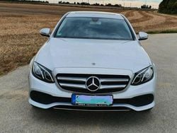 Silber Gebraucht 2018 Mercedes E250 Avantgarde Limousine | 22.990 € (Guter Preis)