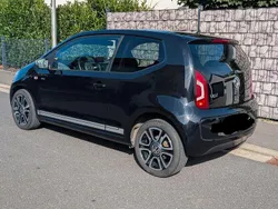 Schwarz Gebraucht 2016 VW up! CLUB Kleinwagen | 6.299 € (Guter Preis)