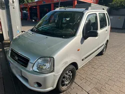 Silber Gebraucht 2004 Suzuki Wagon R Kleinwagen | 1.850 €