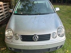 Silber Gebraucht 2002 VW Polo Kleinwagen | 800 € (Fairer Preis)