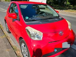 Rot Gebraucht 2009 Toyota iQ Kleinwagen | 3.500 € (Fairer Preis)