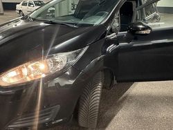 Schwarz Gebraucht 2013 Ford Fiesta Kleinwagen | 4.199 € (Fairer Preis)