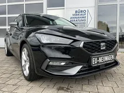 Mythosschwarz Neu 2025 Seat Leon FR Limousine | 25.890 € (Guter Preis)