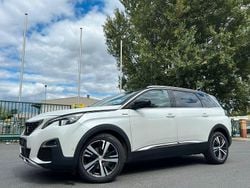 Weiß Gebraucht 2019 Peugeot 5008 Allure GT-Line Van / Kleinbus | 17.300 € (Fairer Preis)