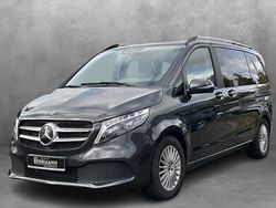 Grau Gebraucht 2024 Mercedes V220 Edition Van / Kleinbus | 52.690 € (Fairer Preis)