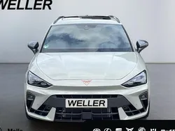 Grau Gebraucht 2025 Cupra Leon VZ Kombi | 47.790 €