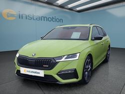 Grün Gebraucht 2025 Skoda Octavia RS Kombi | 51.099 €