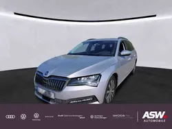Brilliantsilber metallic Gebraucht 2022 Skoda Superb Ambition Kombi | 27.430 € (Fairer Preis)