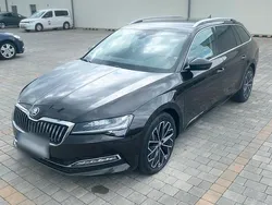Braun Gebraucht 2019 Skoda Superb Kombi | 20.500 € (Fairer Preis)