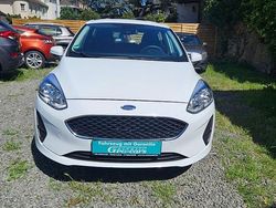 Weiß Gebraucht 2019 Ford Fiesta Trend Kleinwagen | 8.400 € (Fairer Preis)