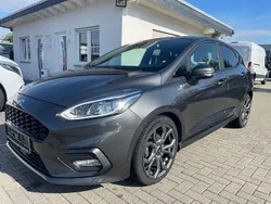 Grau Gebraucht 2018 Ford Fiesta ST-Line Kleinwagen | 9.990 € (Guter Preis)