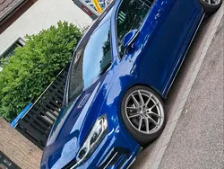 Blau Gebraucht 2019 VW Golf VII R-line Limousine | 20.500 € (Etwas zu teuer)