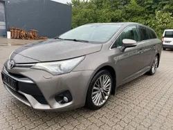 Grau Gebraucht 2017 Toyota Avensis Comfort Kombi | 11.000 € (Fairer Preis)