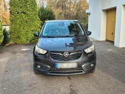 Grau Gebraucht 2017 Opel Crossland Edition SUV | 10.000 € (Etwas zu teuer)