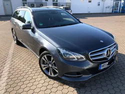 Grau Gebraucht 2015 Mercedes E500 Avantgarde Kombi | 22.400 € (Fairer Preis)