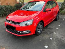 Rot Gebraucht 2017 VW Polo Sound Kleinwagen | 8.499 € (Fairer Preis)
