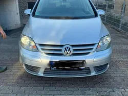 Silber Gebraucht 2006 VW Golf Plus Van / Kleinbus | 4.000 € (Etwas zu teuer)
