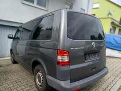 Grau Gebraucht 2011 VW T5 Van | 8.500 €