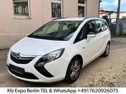 Weiß Gebraucht 2015 Opel Zafira Tourer Business Innovation Van / Kleinbus | 6.200 € (Guter Preis)