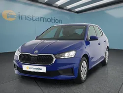 Blau Gebraucht 2023 Skoda Fabia Active Kleinwagen | 14.449 € (Guter Preis)