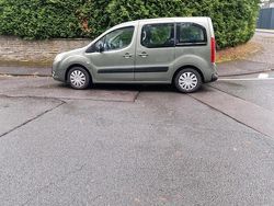 Grün Gebraucht 2009 Citroën Berlingo Van / Kleinbus | 2.000 € (Guter Preis)