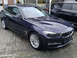 Imperialblau brillanteffekt Gebraucht 2019 BMW 318 Luxury Line Kleinwagen | 16.990 €