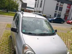 Silber Gebraucht 1999 Toyota Yaris Verso Van / Kleinbus | 1.800 € (Fairer Preis)