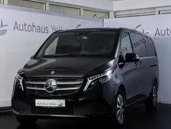 Schwarz Gebraucht 2023 Mercedes V300 Avantgarde Van / Kleinbus | 58.790 € (Guter Preis)