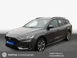 Grau Gebraucht 2023 Ford Focus ST-Line Kombi | 21.990 € (Guter Preis)