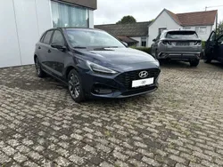 Sailing blue Gebraucht 2025 Hyundai i30 Advantage Limousine | 23.850 € (Fairer Preis)