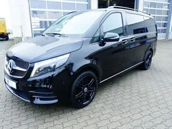 Schwarz Gebraucht 2023 Mercedes V300 AMG Van / Kleinbus | 83.181 €