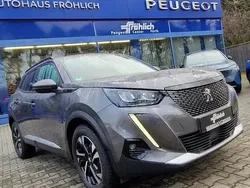 Platinium grau metallic (metallic) Gebraucht 2021 Peugeot 2008 Allure SUV | 16.990 € (Fairer Preis)