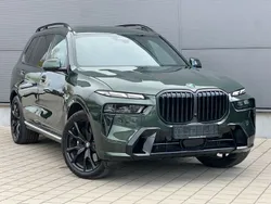 Malachitgruen ii Gebraucht 2024 BMW X7 M Sport SUV | 101.790 € (Guter Preis)