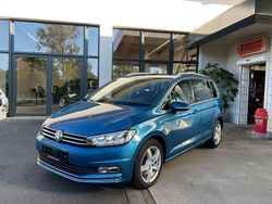 Blau Gebraucht 2017 VW Touran Highline Van / Kleinbus | 16.890 € (Guter Preis)