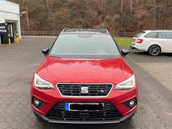 Rot Gebraucht 2018 Seat Arona FR SUV | 10.899 € (Fairer Preis)