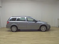 Lichtsilber metallic Gebraucht 2008 Opel Astra Edition Kombi | 1.190 € (Guter Preis)