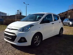 Weiß Gebraucht 2016 Hyundai i10 Style Kleinwagen | 5.750 € (Superpreis)