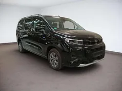 Karbon schwarz metallic Gebraucht 2024 Opel Combo Van / Kleinbus | 30.990 €