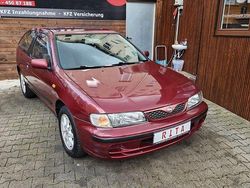 Rot Gebraucht 1998 Nissan Almera Limousine | 2.980 €