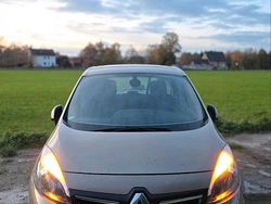 Andere farben Gebraucht 2013 Renault Scénic III Van / Kleinbus | 5.300 € (Guter Preis)