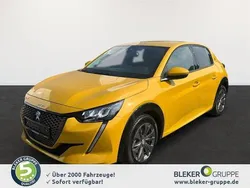 Faro gelb Gebraucht 2021 Peugeot e-208 Allure Kleinwagen | 17.470 € (Fairer Preis)