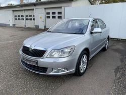 Silber Gebraucht 2011 Skoda Octavia Elegance Limousine | 7.250 € (Fairer Preis)