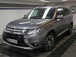 Grau Gebraucht 2017 Mitsubishi Outlander SUV | 16.490 € (Fairer Preis)