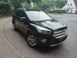 Schwarz Gebraucht 2019 Ford Kuga Titanium SUV | 14.900 € (Guter Preis)