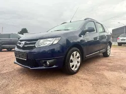 Blau marine Gebraucht 2015 Dacia Logan Lauréate Limousine | 4.450 € (Guter Preis)