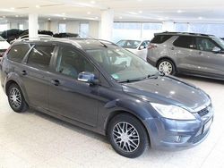Grau Gebraucht 2010 Ford Focus Viva Limousine | 1.900 € (Superpreis)
