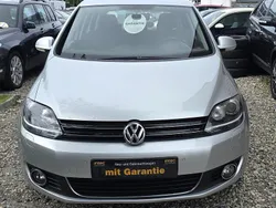 Grau Gebraucht 2011 VW Golf Plus Cross Highline Van / Kleinbus | 8.500 € (Fairer Preis)