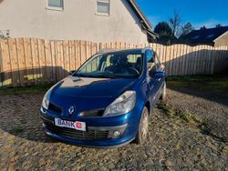 Blau Gebraucht 2008 Renault Clio II Kleinwagen | 2.900 €