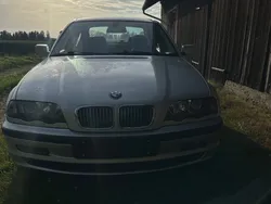 Silber Gebraucht 2001 BMW 325 Sport Line Limousine | 1.400 €