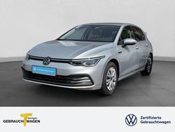 Silber Gebraucht 2024 VW Golf VIII Style Limousine | 25.760 € (Guter Preis)